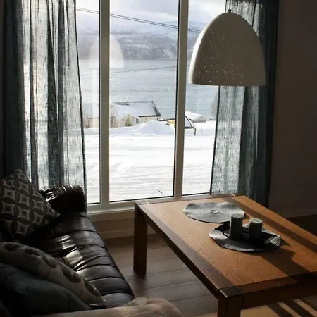 Casa de Férias Lavan Farm Burfjord